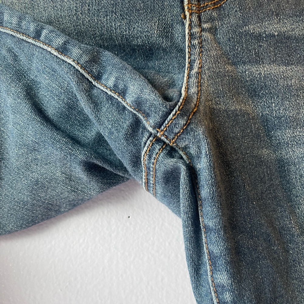 AMERICAN EAGLE HOGH RISE RIPPED JEGGINGS - Picture 4 of 9